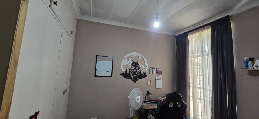 4 Bedroom Property for Sale in Universitas Free State